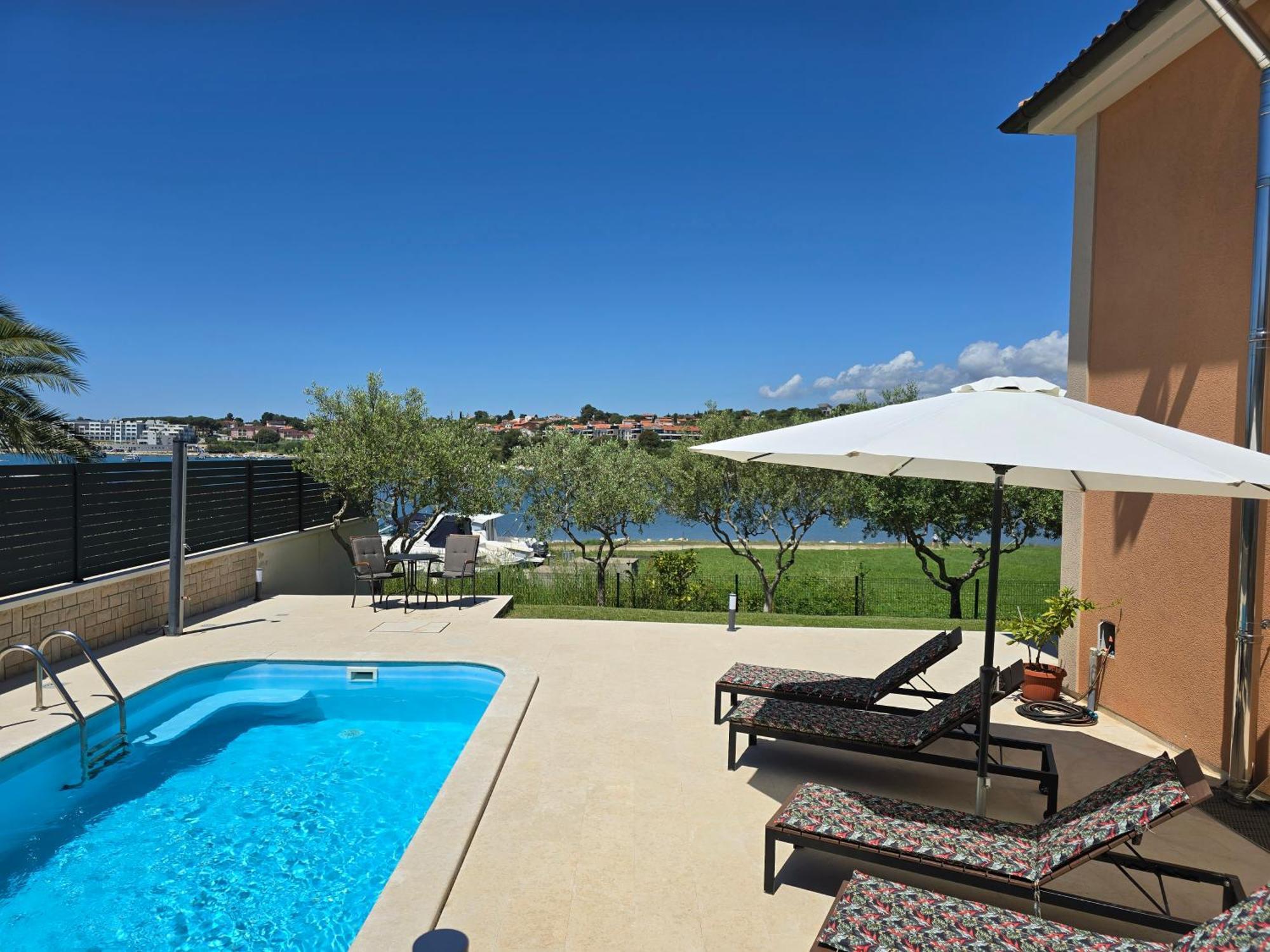 Olive Garden, Apartment With A Private Pool Banjole Esterno foto